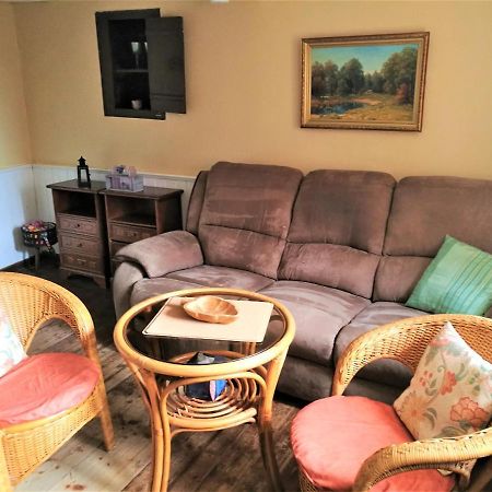 Familienfreundliches Ferienhaus Mit 3 Schlafzimmern Oldisleben Exteriör bild