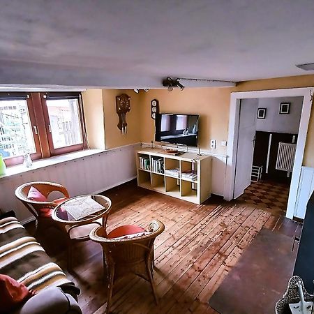Familienfreundliches Ferienhaus Mit 3 Schlafzimmern Oldisleben Exteriör bild