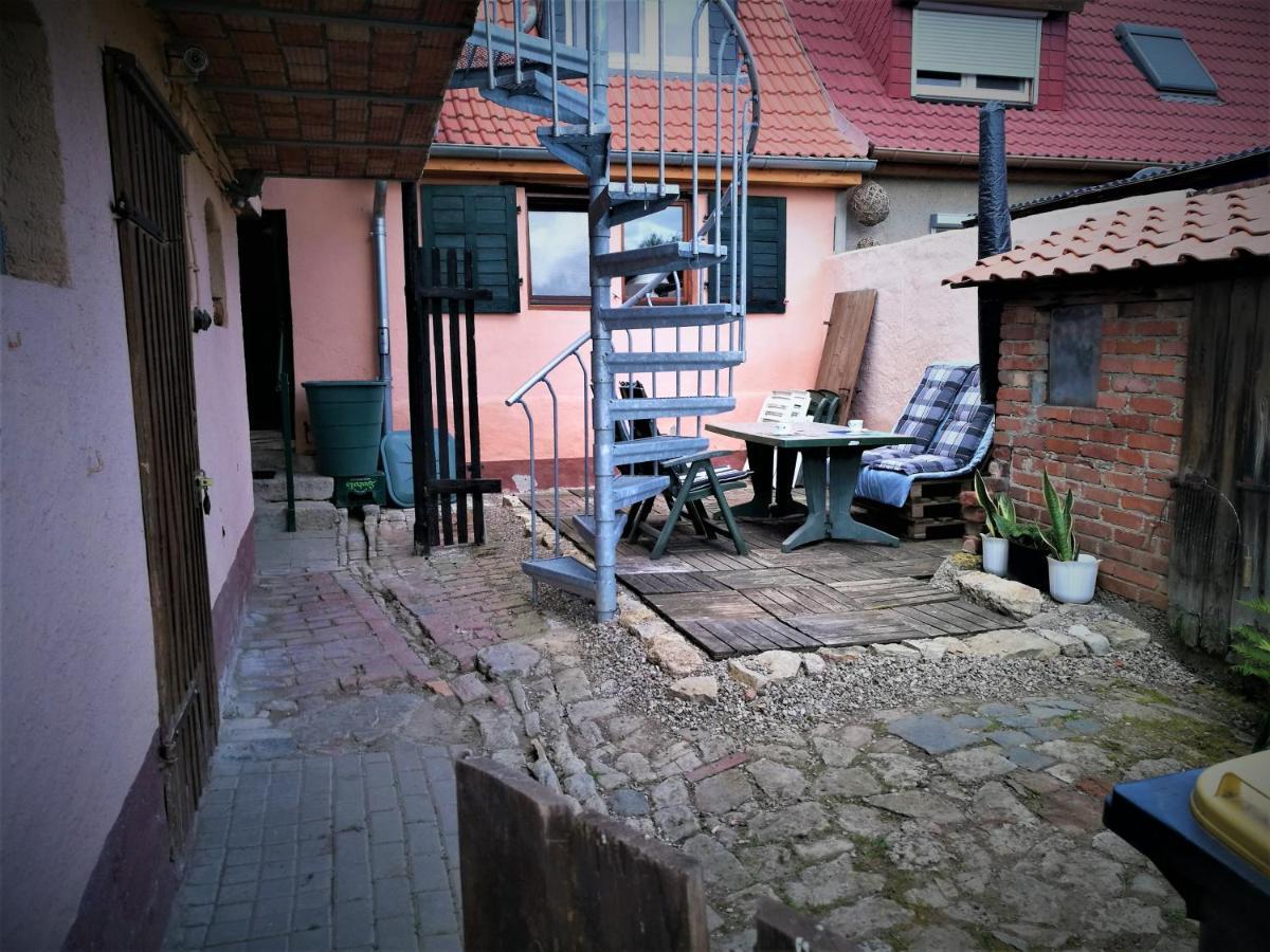 Familienfreundliches Ferienhaus Mit 3 Schlafzimmern Oldisleben Exteriör bild