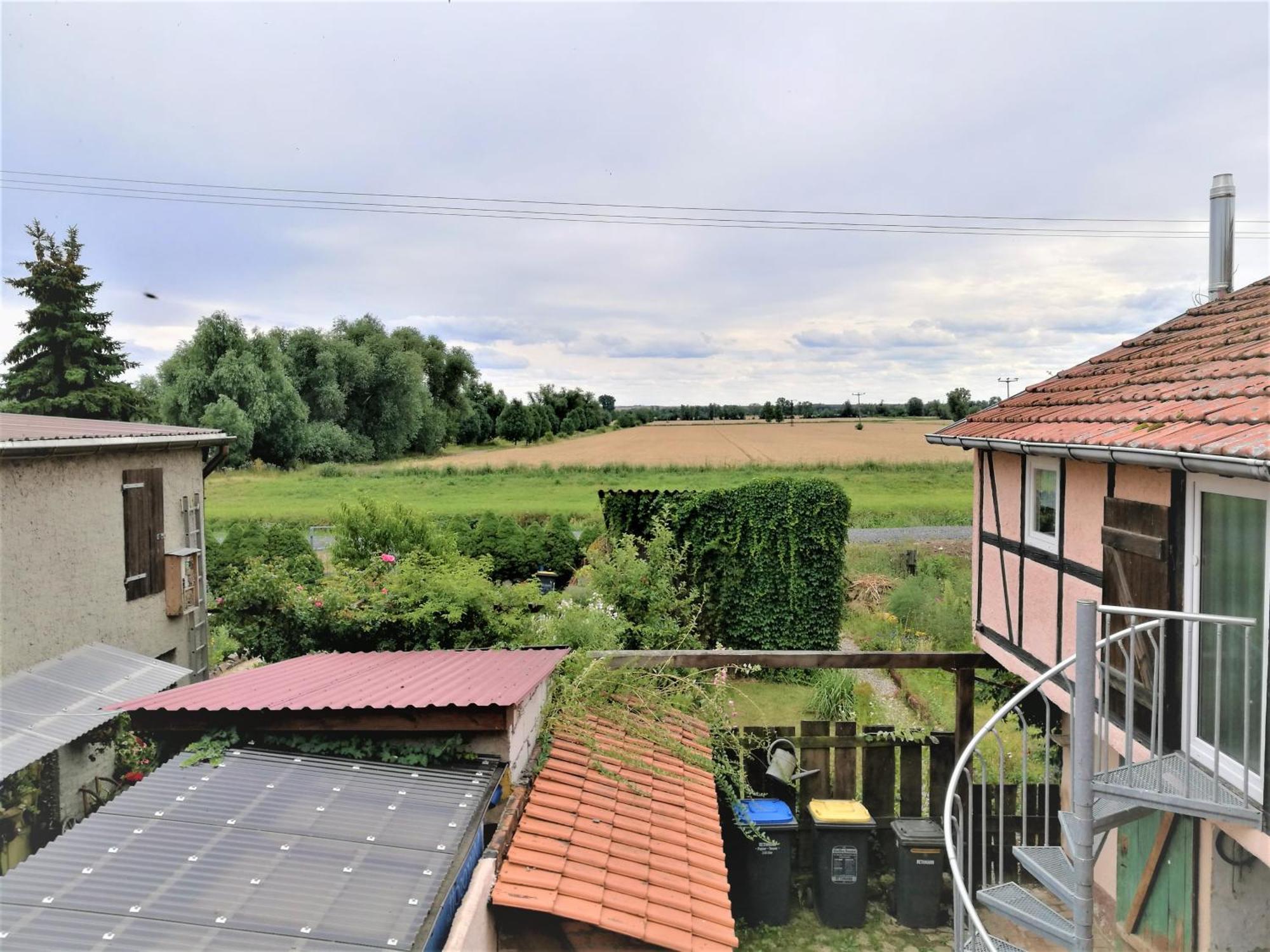 Familienfreundliches Ferienhaus Mit 3 Schlafzimmern Oldisleben Rum bild