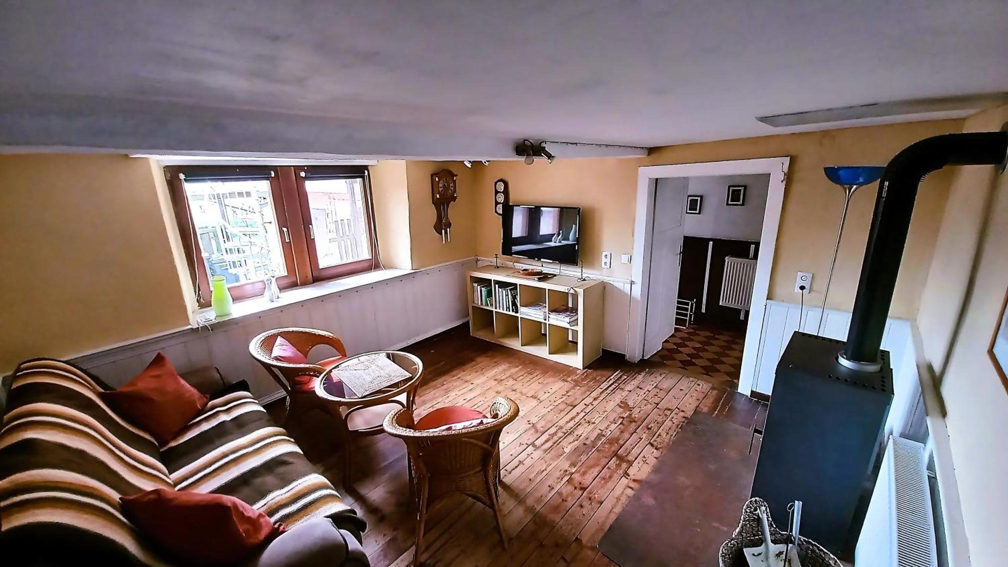 Familienfreundliches Ferienhaus Mit 3 Schlafzimmern Oldisleben Exteriör bild